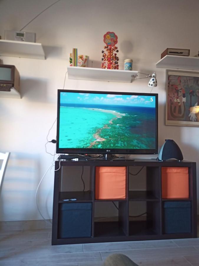 Grand F2 60Mq Centre Antibes, Proche Plages, Commerces, 2 Balcons, Parking, Train, Bus, Deco Vintage, Pet Friendly, Ideal Famille Ou 1-2 Couples Exteriér fotografie