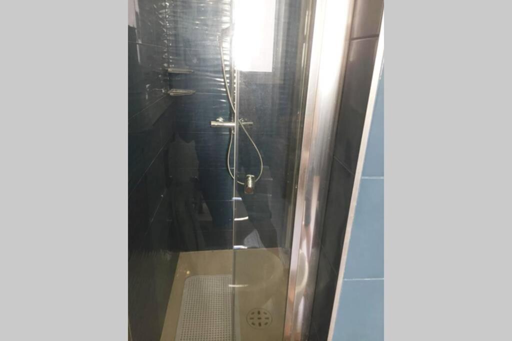 Grand F2 60Mq Centre Antibes, Proche Plages, Commerces, 2 Balcons, Parking, Train, Bus, Deco Vintage, Pet Friendly, Ideal Famille Ou 1-2 Couples Exteriér fotografie