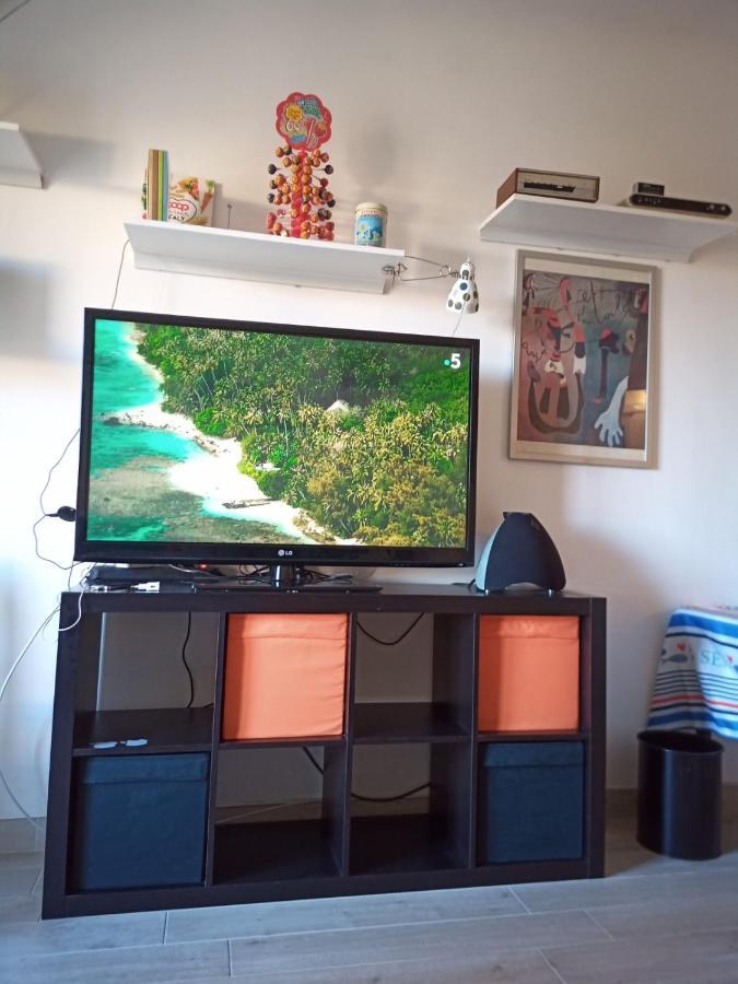 Grand F2 60Mq Centre Antibes, Proche Plages, Commerces, 2 Balcons, Parking, Train, Bus, Deco Vintage, Pet Friendly, Ideal Famille Ou 1-2 Couples Exteriér fotografie